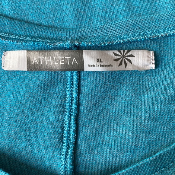Athleta Tee Shirt Women’s Size XL - Picture 8 of 11